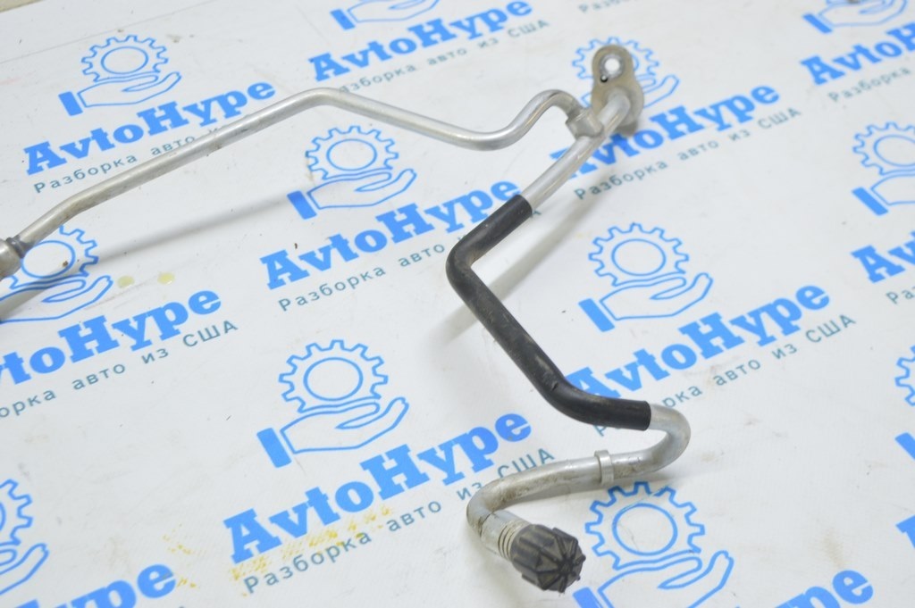 Трубка кондиционера VW Touareg 18- — фото 4