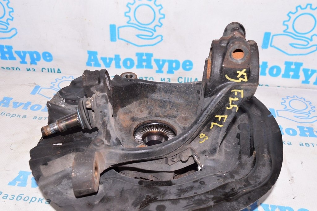 Цапфа перед лев BMW X3 F25 11-17 (01) с шарововой