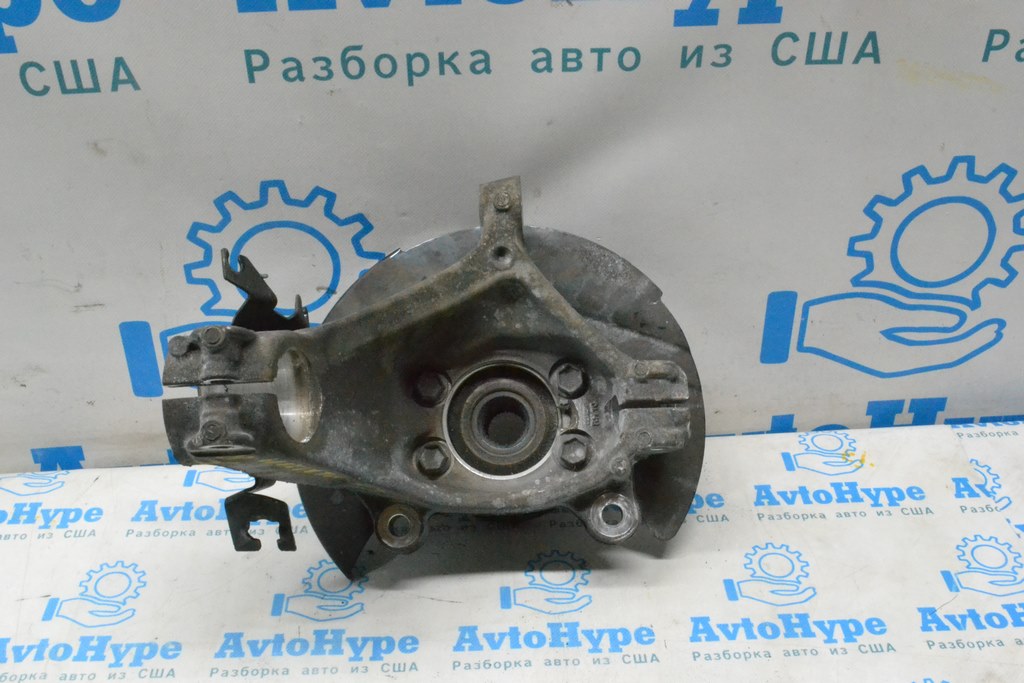 Цапфа перед прав Nissan Qashqai 21- (01)