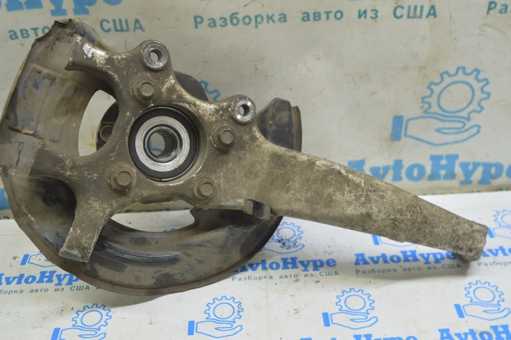Цапфа передняя левая Lexus GS300 GS350 06-11 awd (02)