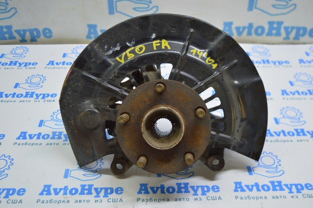Цапфа со ступицей перед прав Toyota Camry v50 12-14 usa\euro LE XLE (01)