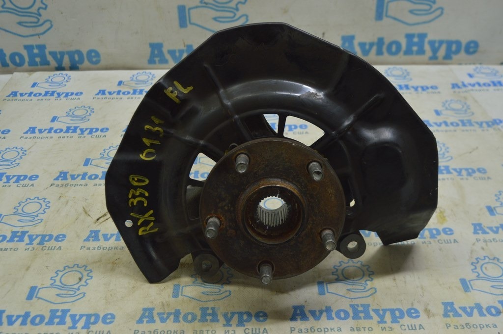 Цапфа со ступицей передняя левая Lexus RX300 RX330 RX350 RX400h 04-09 с кожухом (01) 32к км