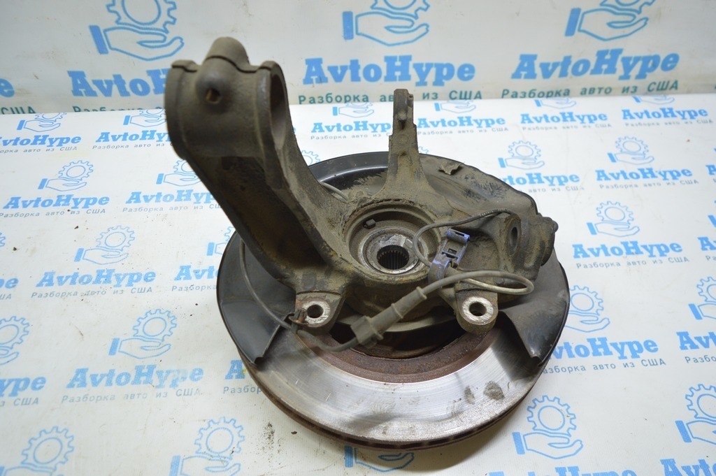 Цапфа со ступицей передняя правая Acura MDX 14-20 с кожухом и диском (01)