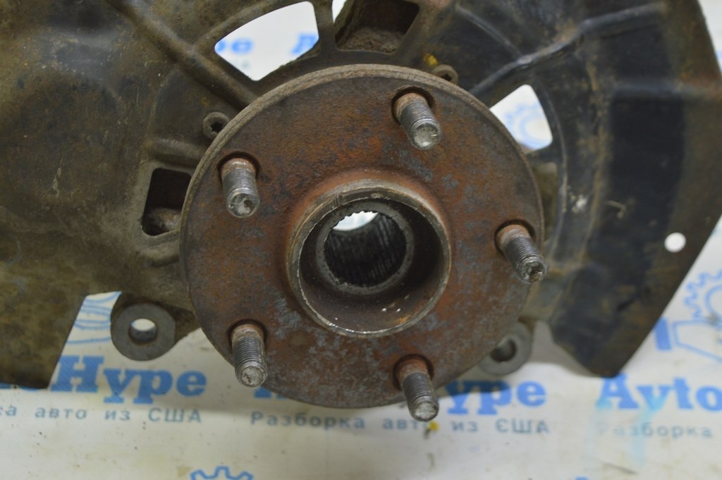 Цапфа со ступицей передняя правая Lexus RX300 RX330 RX350 RX400h 04-09 с кожухом (02) ржавая — фото 2