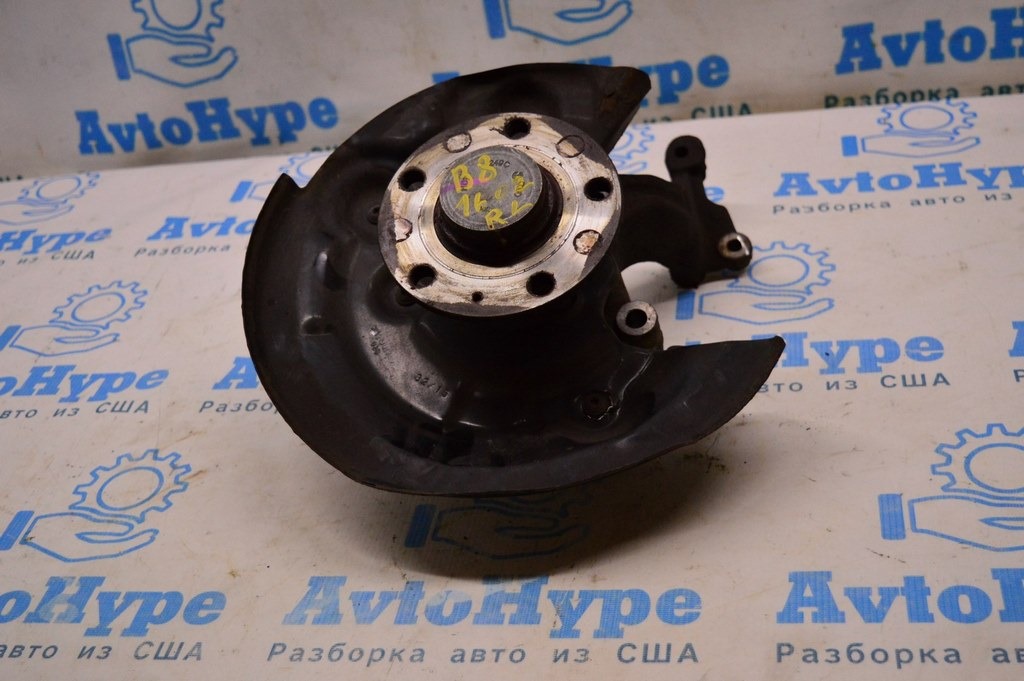 Цапфа со ступицей зад лев VW Passat b8 USA (02)