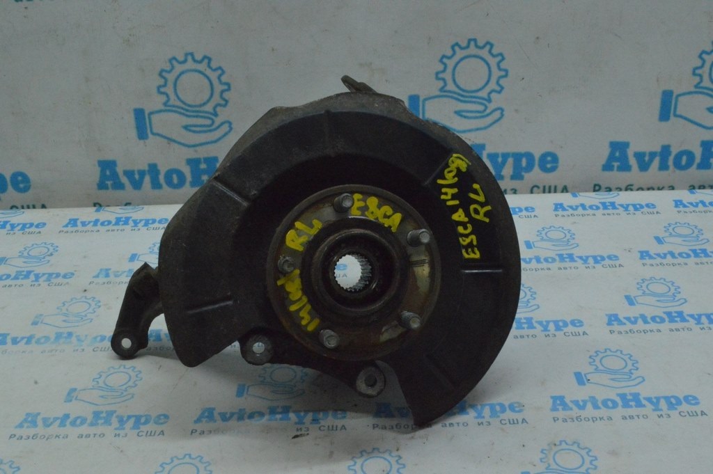 Цапфа со ступицей задняя левая Ford Escape MK3 13-19 без рычага (08)