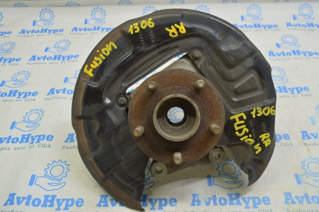 Цапфа со ступицей задняя правая Ford Fusion mk5 13-