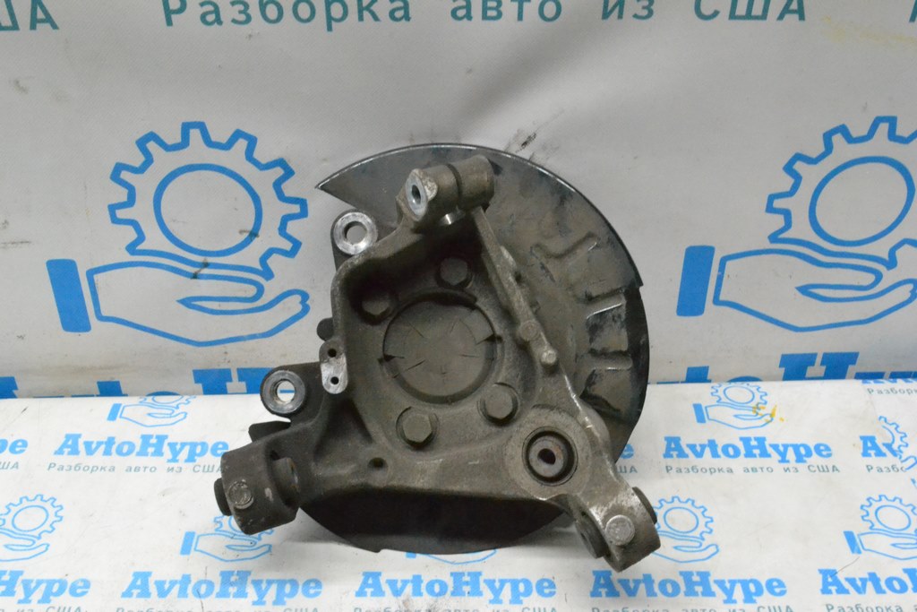 Цапфа зад лев Nissan Qashqai 21- FWD (01)