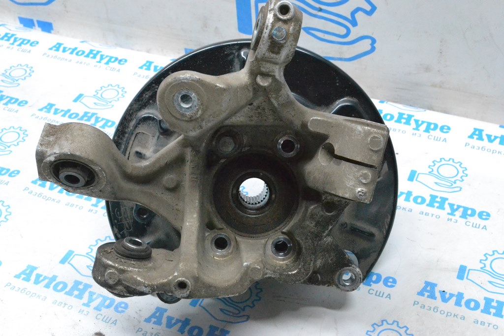 Цапфа зад прав Subaru Forester 19- SK (02)