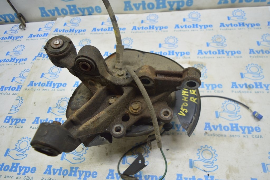 Цапфа зад прав Toyota Camry v50 12-14 usa (02)