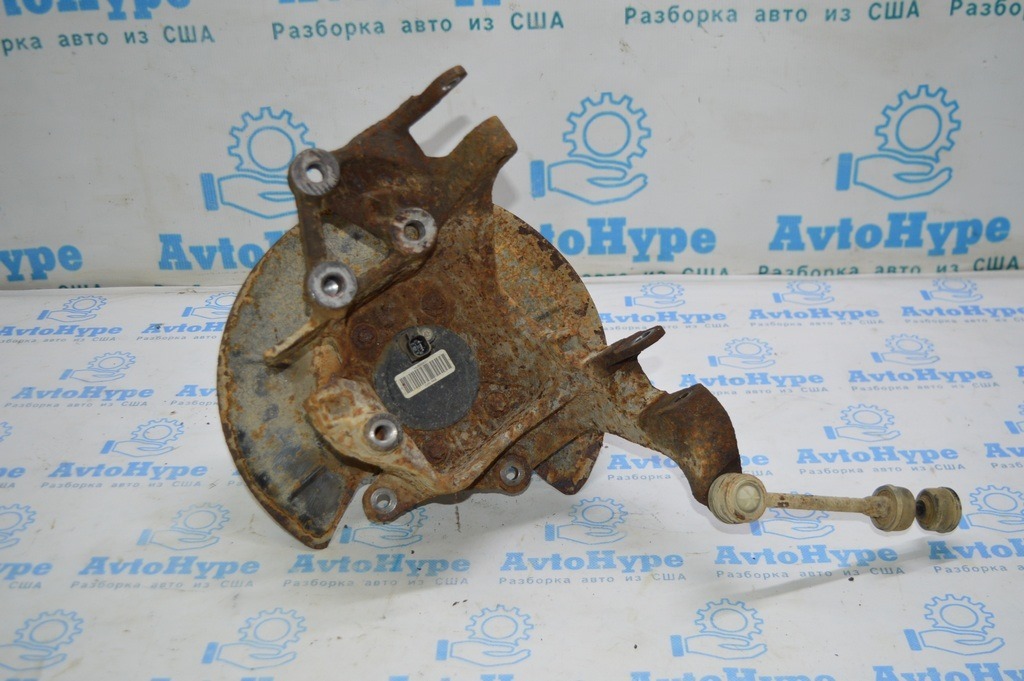 Цапфа задняя левая Ford Escape MK3 13- без рычага (10) ржавая