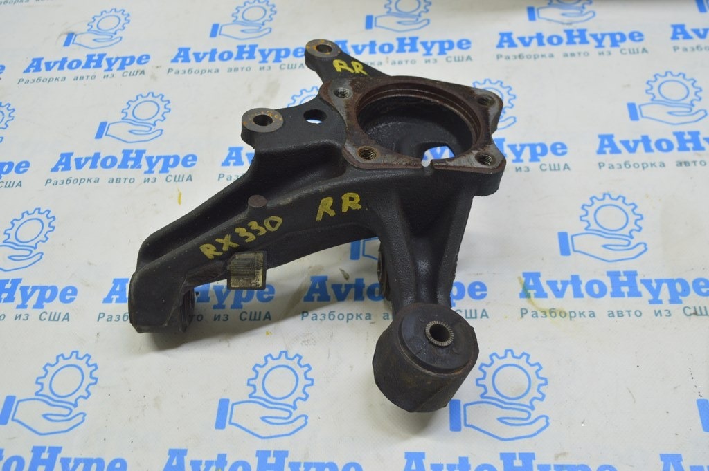 Цапфа задняя правая Lexus RX300 RX330 RX350 RX400h 04-09 FWD