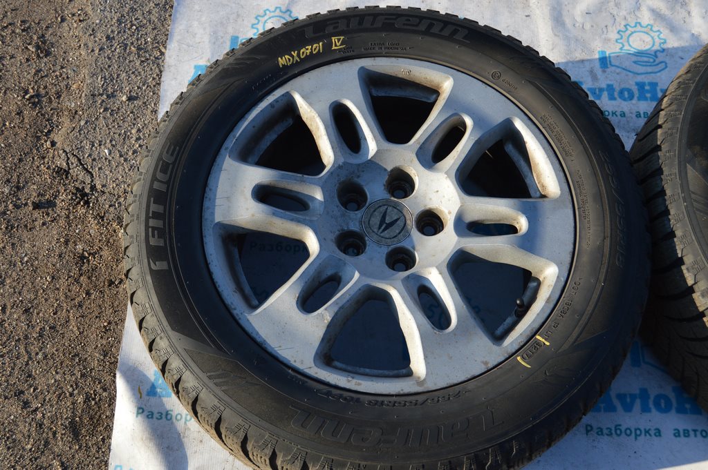 Центральный колпачок на диск Acura MDX 07-13 (01)