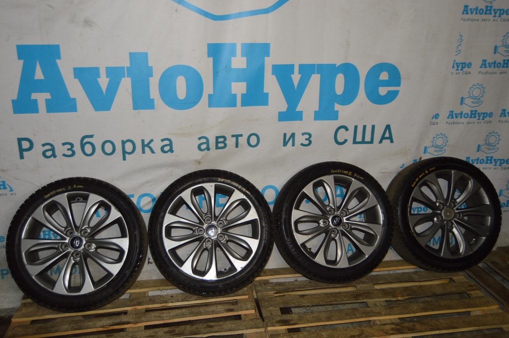 Центральный колпачок на диск Hyundai Sonata 11-15