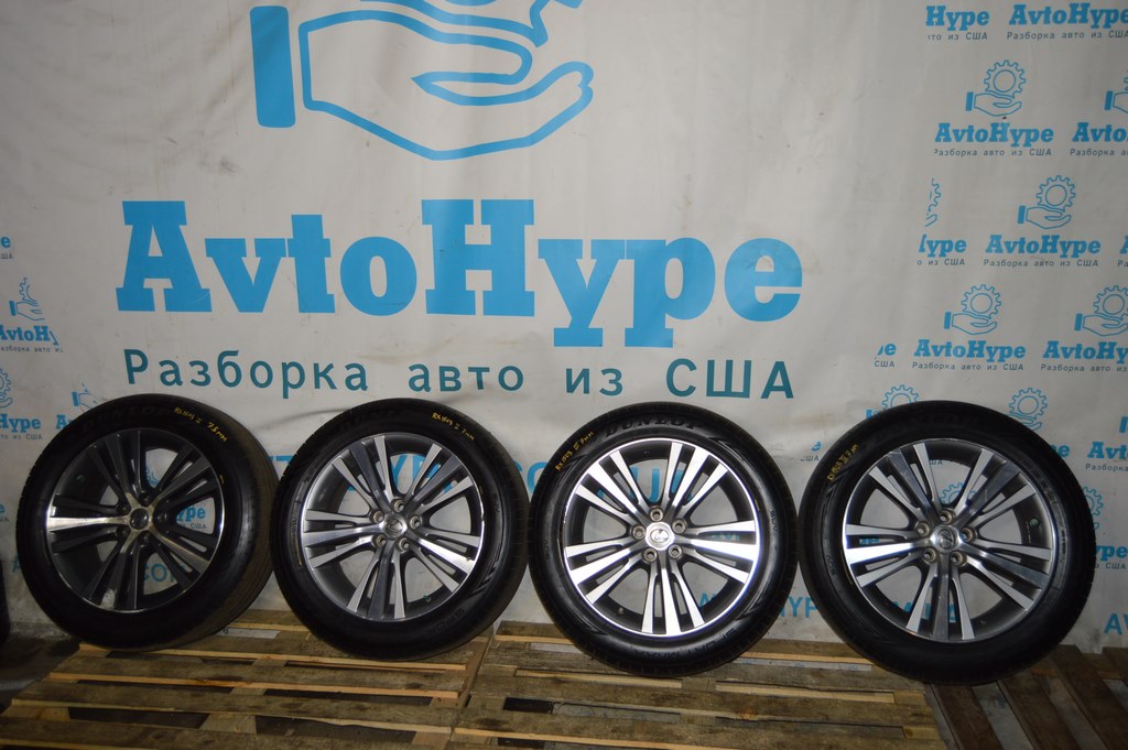 Центральный колпачок на диск R19 Lexus RX450h 10-15 63.5мм