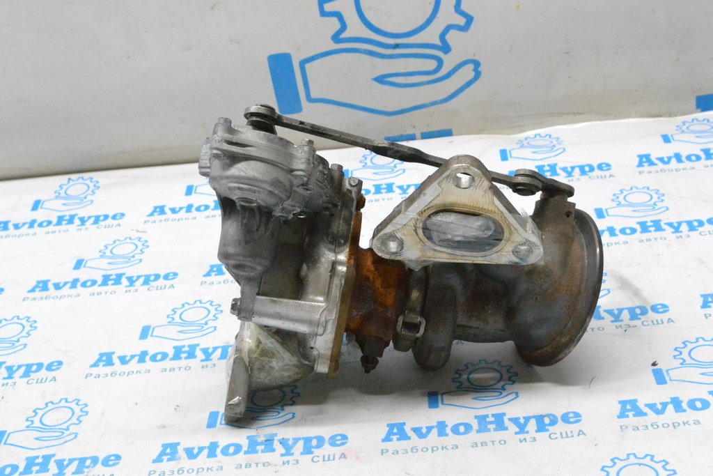 Турбина в сборе правая Toyota Tundra 22- (01)
