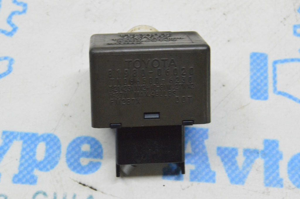 Turn Signal Hazard Emergency Flasher Relay Lexus RX350 RX450 10-15 (03) — фото 2