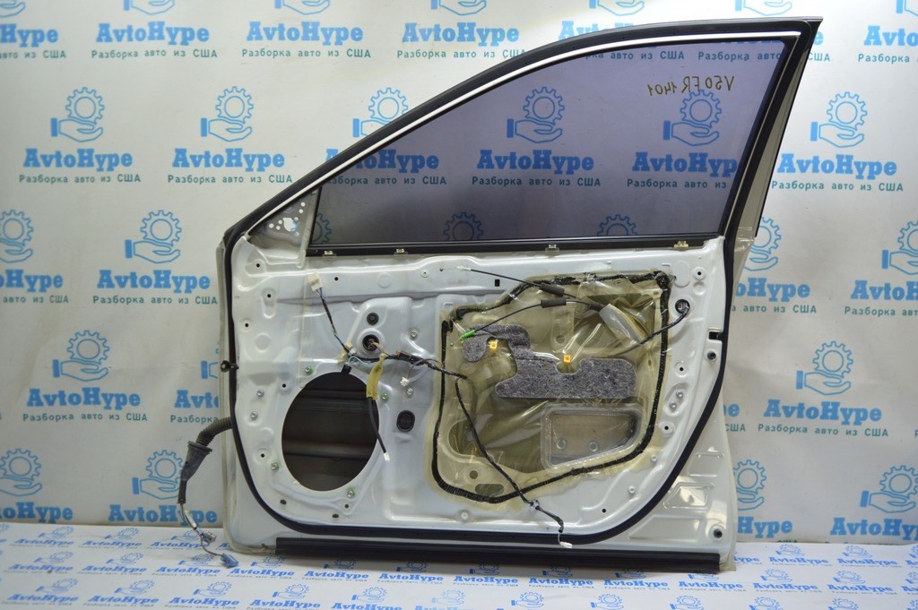 Уплотнитель двери передней прав Toyota Camry v50 12-14 usa\euro