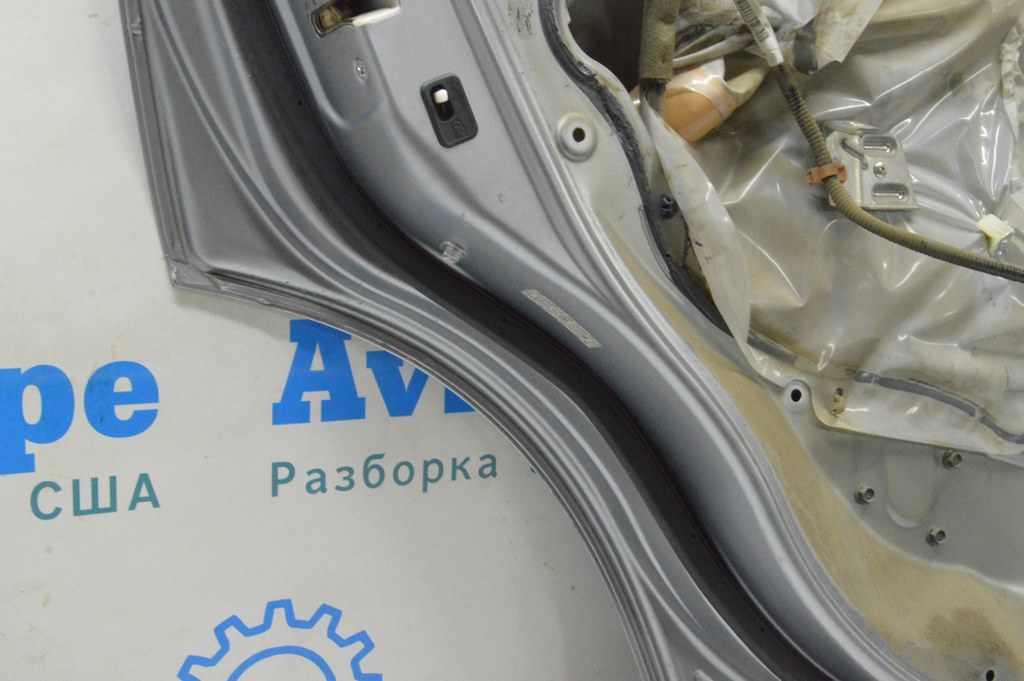 Уплотнитель двери зад лев Honda CRV 07-11
