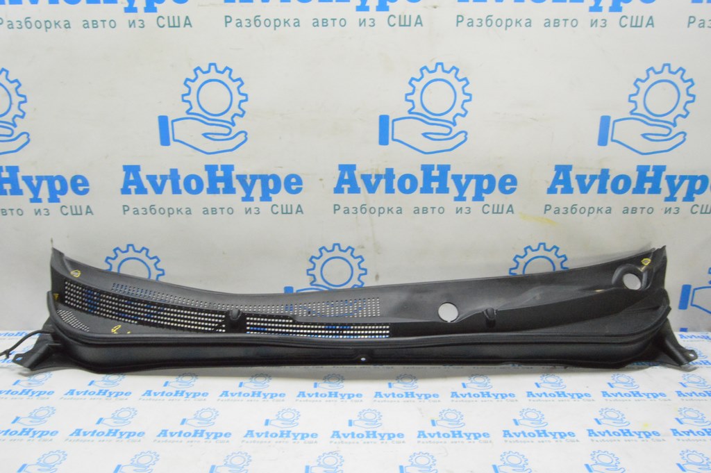 Уплотнитель капота задний Hyundai Sonata 11-15