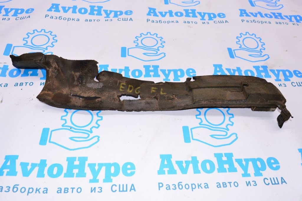 Уплотнитель крыла дверь-крыло лев Ford Edge 16- (04) деф.