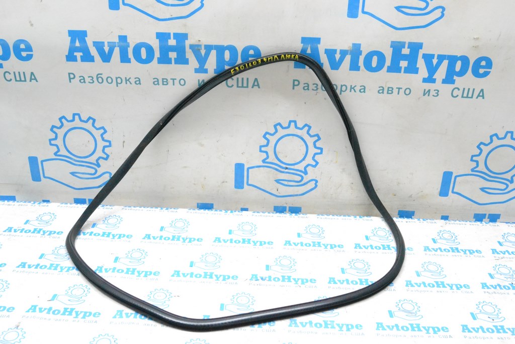 Уплотнитель люка BMW 3 F30 12-19 черный