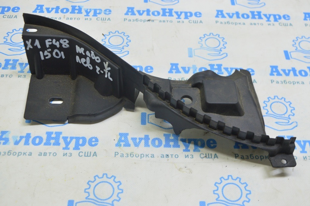 Уплотнитель решетки дворников левый BMW X1 F48 16-22
