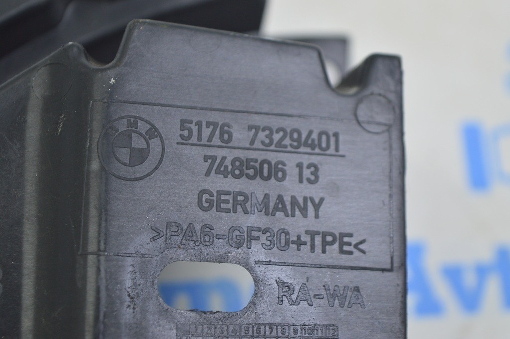 Уплотнитель решетки дворников левый BMW X1 F48 16-22 — фото 3