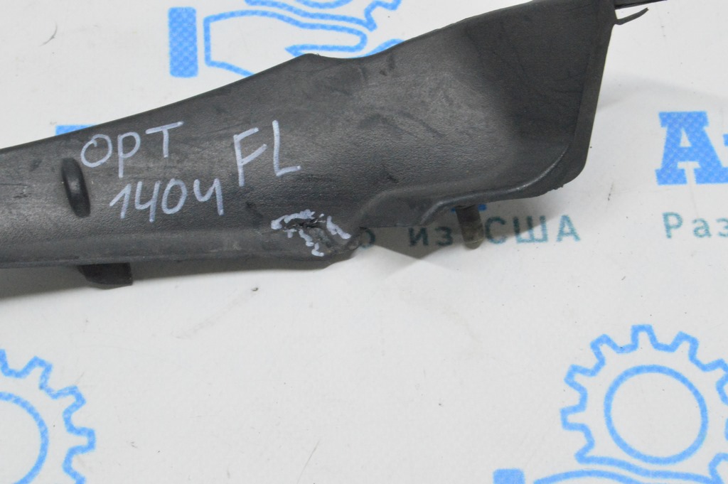 Уплотнитель решетки дворников левый Kia Optima 11-15 (04) надрыв — фото 2