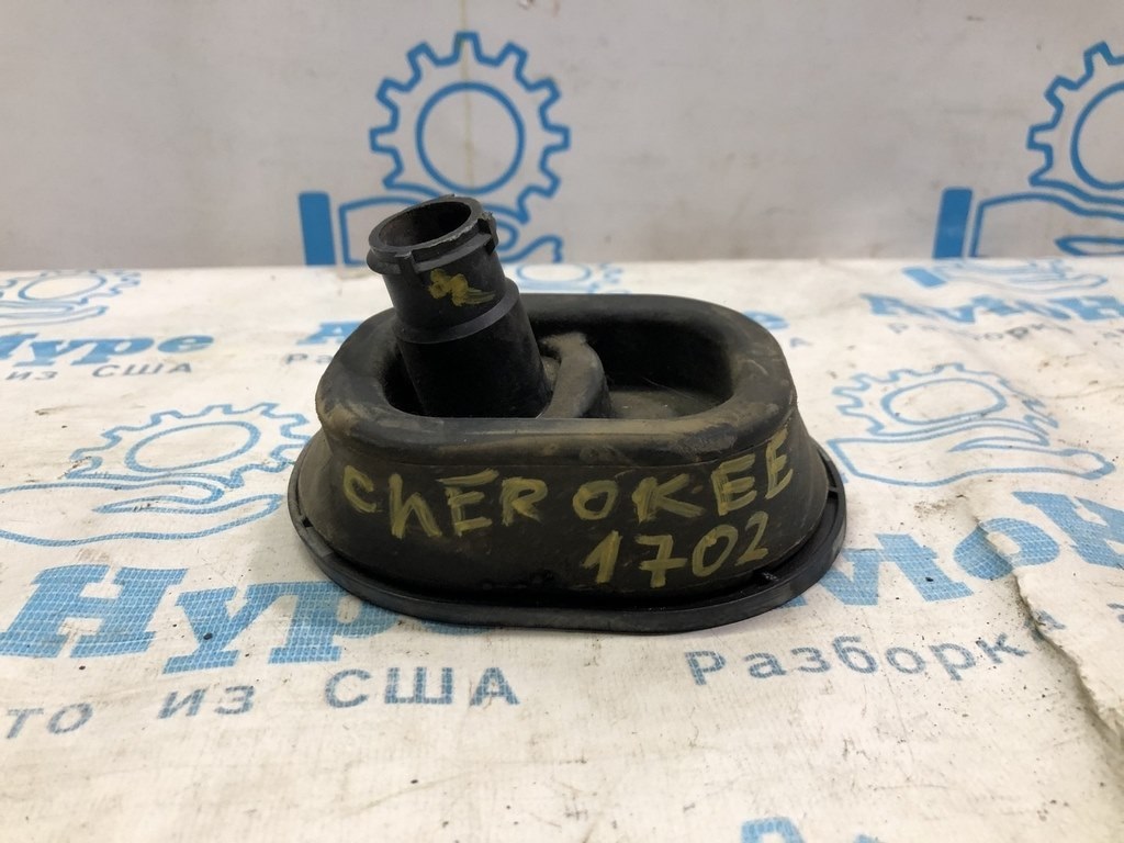 Уплотнитель рулевой колонки Jeep Cherokee KL 14-
