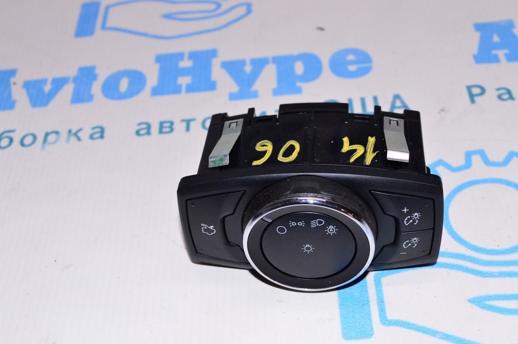 Управление фарами Ford Focus mk3 11-18 без птф (06)