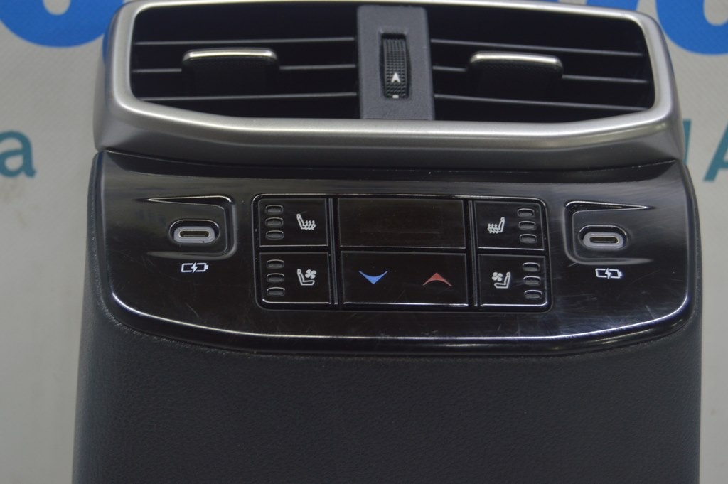Управление климат-контролем заднее Lexus RX 350/350h/500h 23-