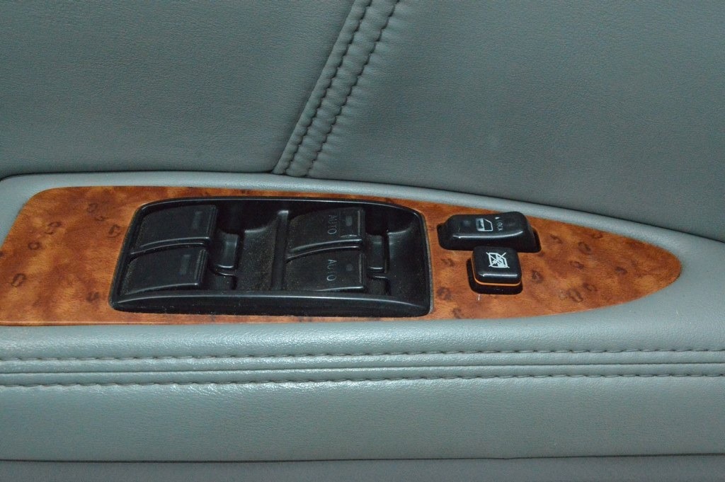 Управление стеклоподъемником перед лев Toyota Avalon 05-12