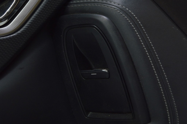 Управление стеклоподъемником зад лев Subaru Forester 19- SK