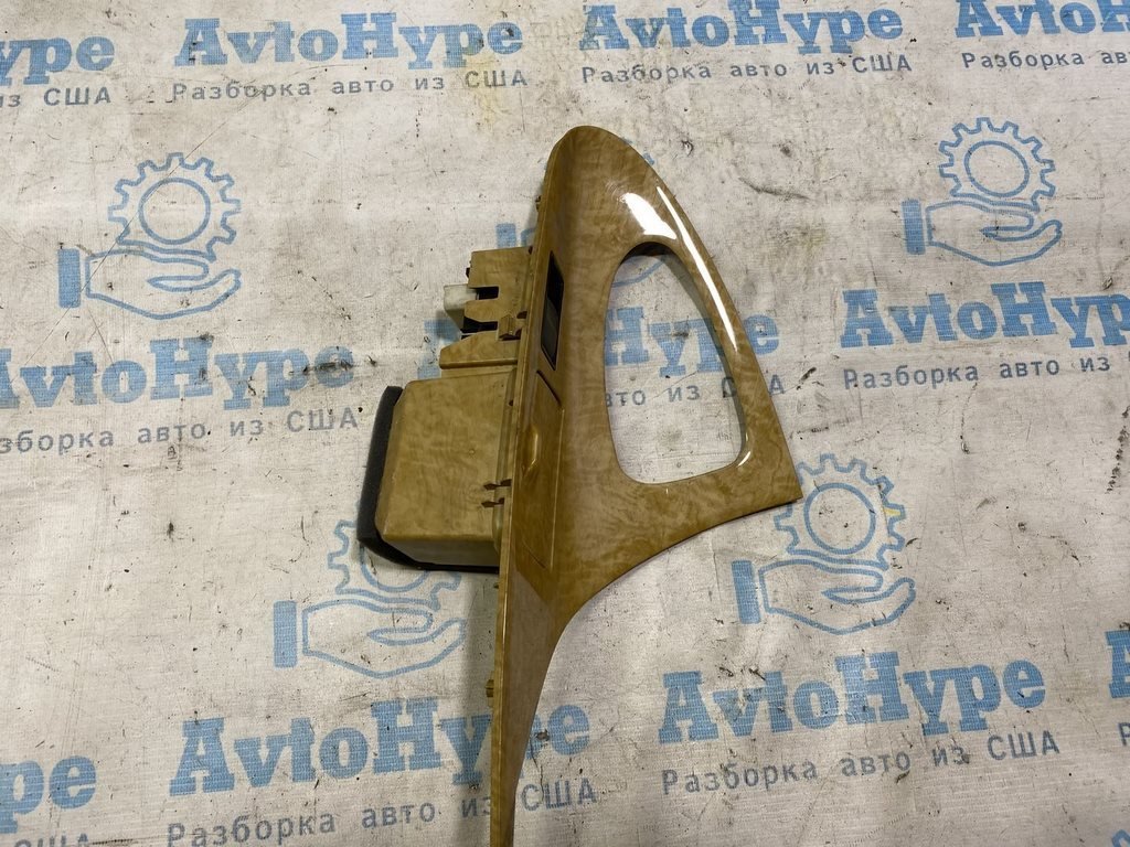 Управление стеклоподъемником зад прав Toyota Camry v40 с накладкой под дерево Вадим