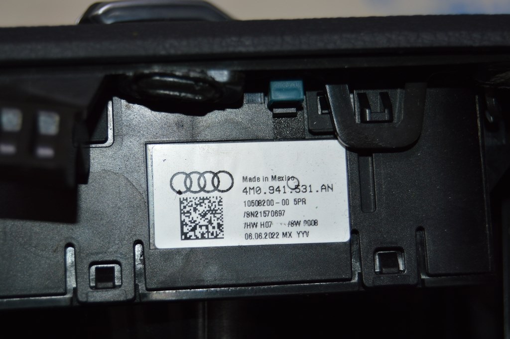 Управление светом Audi Q5 80A 18-24 без проекции (01) — фото 2