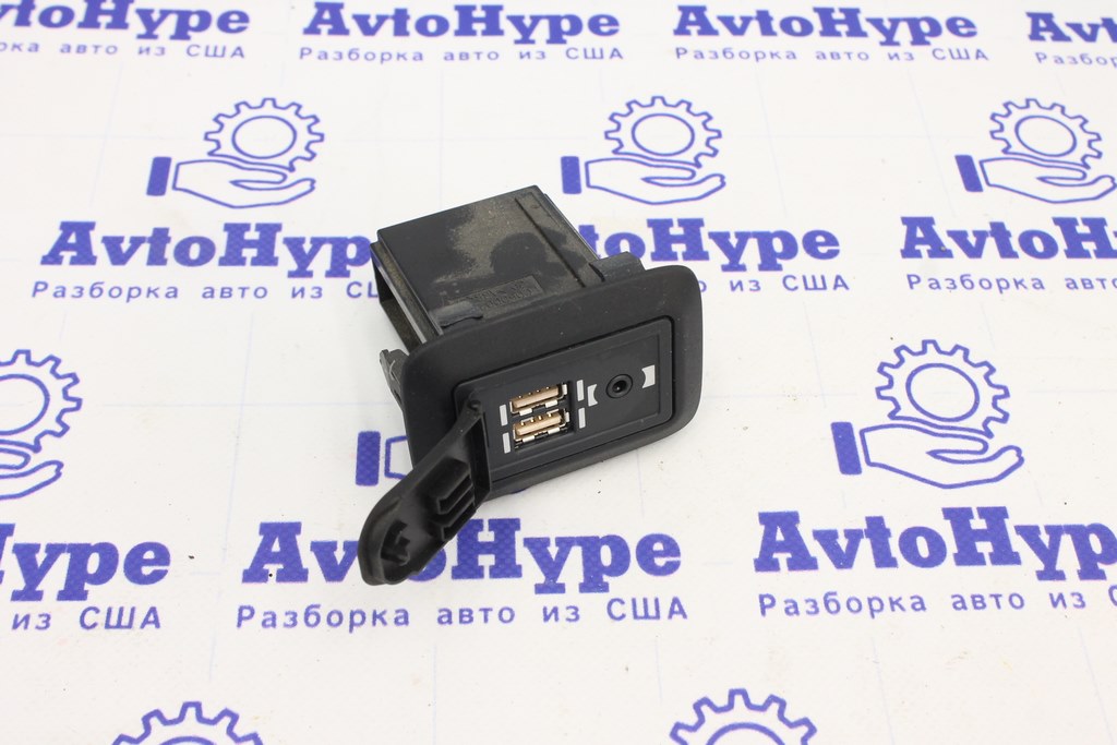 USB Hub, AUX Toyota Venza 21-22