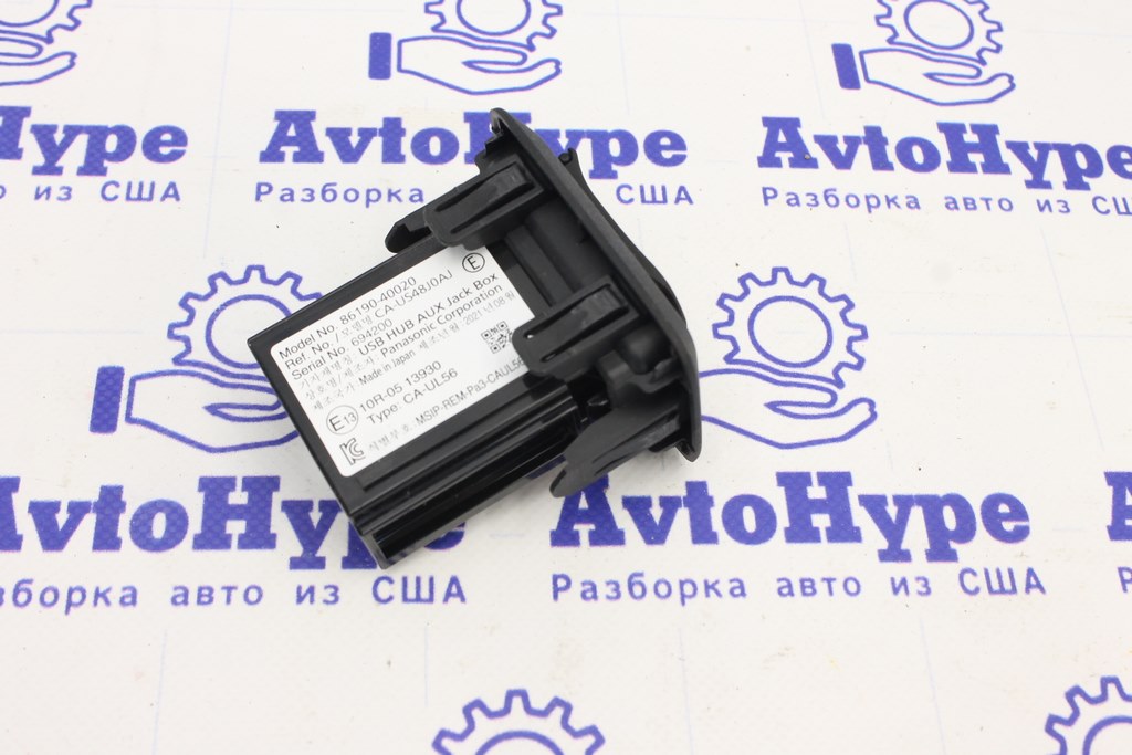 USB Hub, AUX Toyota Venza 21-22 — фото 3