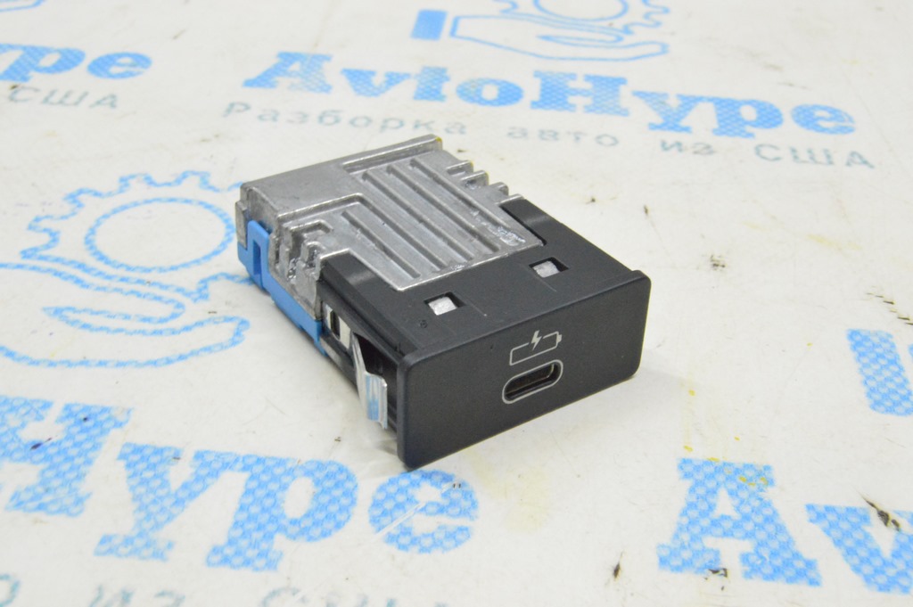 USB Hub BMW X5 G05 19-23 Single (01) 84108711940 — фото 2