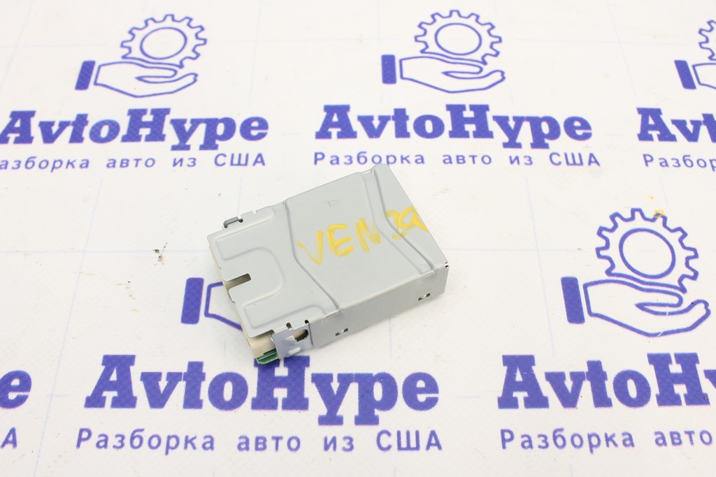 USB Hub Toyota Venza 21-22 — фото 2