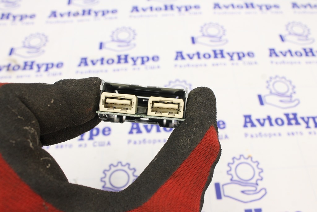 USB Hub Toyota Venza 21-22 — фото 3