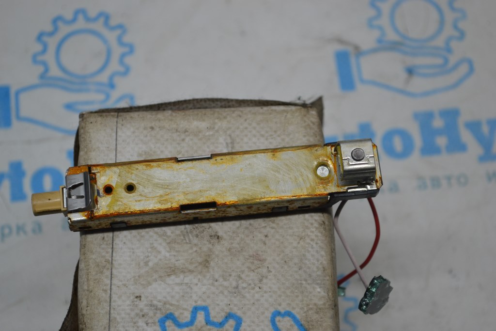 Усилитель антенны задний левый Audi A7 C8 19-25 — фото 2