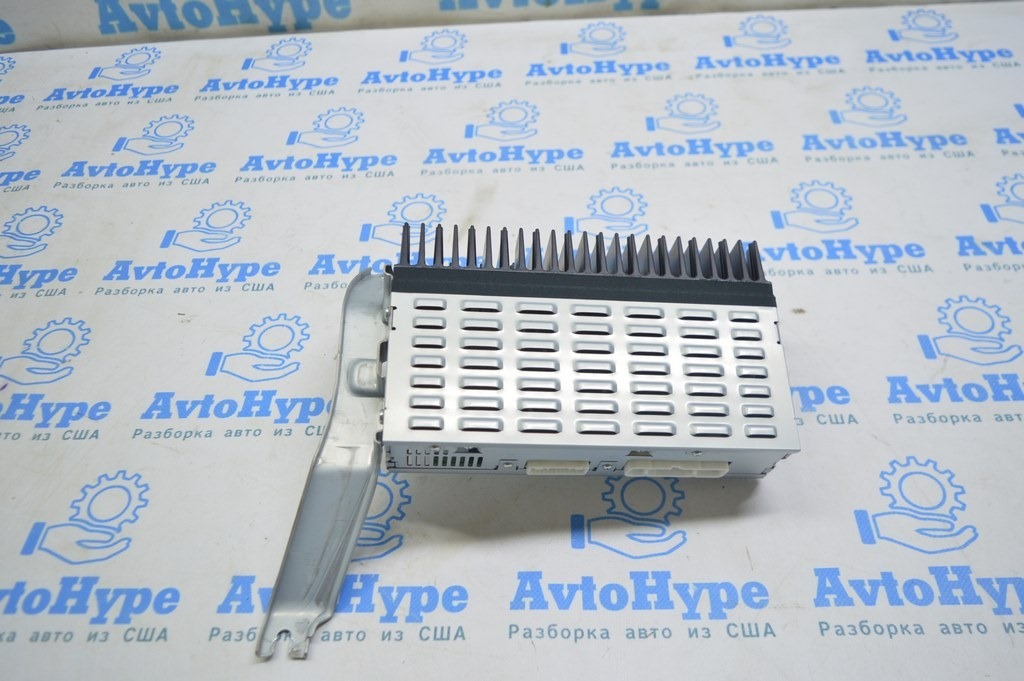 Усилитель Lexus RX300 RX330 RX350 RX400h 04-09 (01)