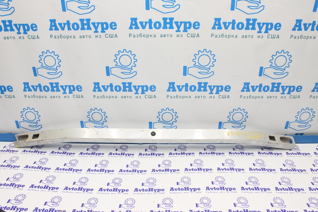 Усилитель переднего бампера нижний Toyota Venza 21- (01) небольшой дефект,геометрия ровная