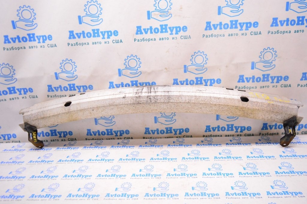 Усилитель переднего бампера Toyota Sequoia 2008-2022