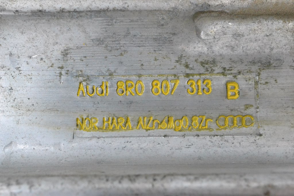 Підсилювач заднього бампера Audi Q5 8R 09-17 (02) дефект,геометрія рівна — фото 4