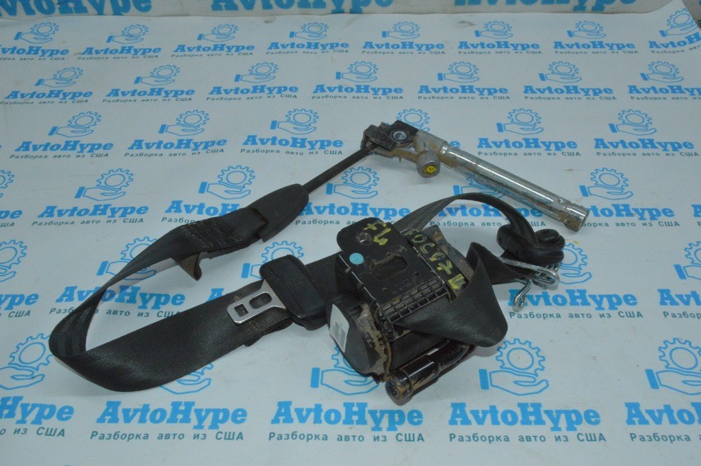 Водительский ремень безопасности Ford Focus mk3 11-18 черн (07) топляк