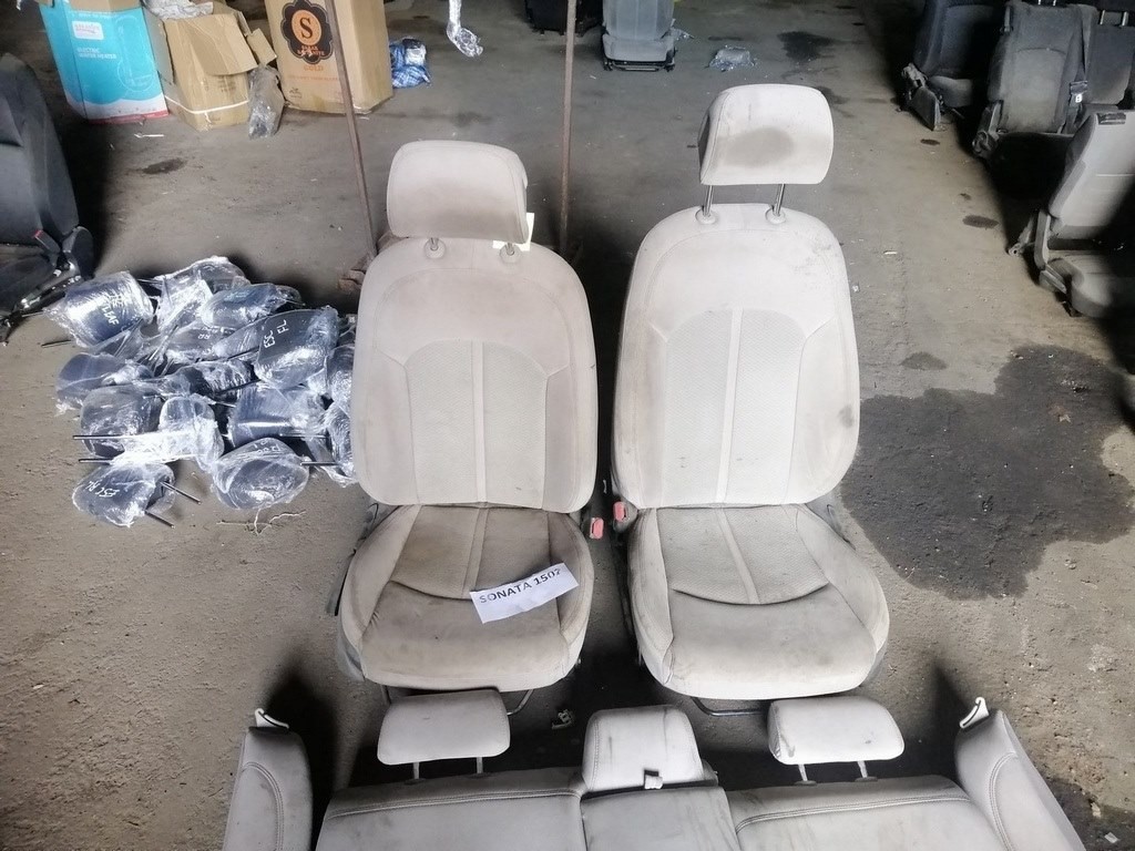 Водительское сидение Hyundai Sonata 15-17 тряпка серое (02)