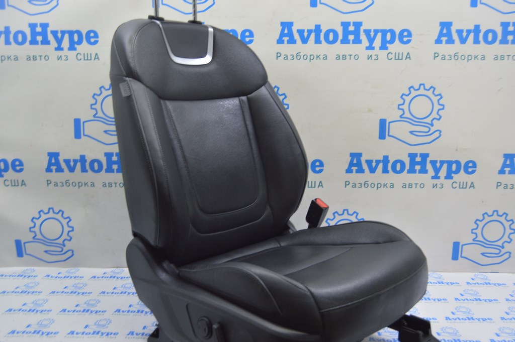 Водительское сидение Hyundai Tucson 22- кожа черн, электро правый руль (01) правое