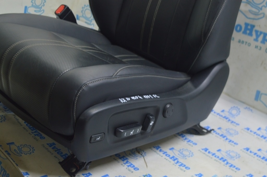 Водительское сидение (лев) Lexus RX350 RX450h 16-22 без airbag,кожа черн,электро (01) — фото 2